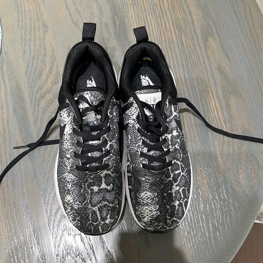 Snake skin Nike air max sirens